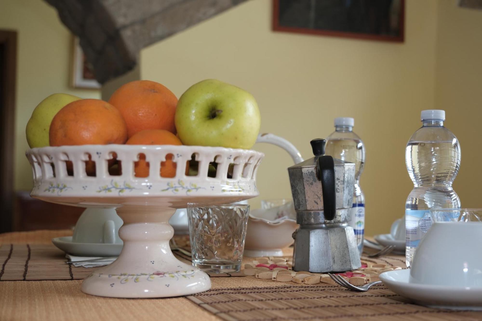 Conte Spencer Bed and Breakfast Caserta Vecchia Eksteriør billede