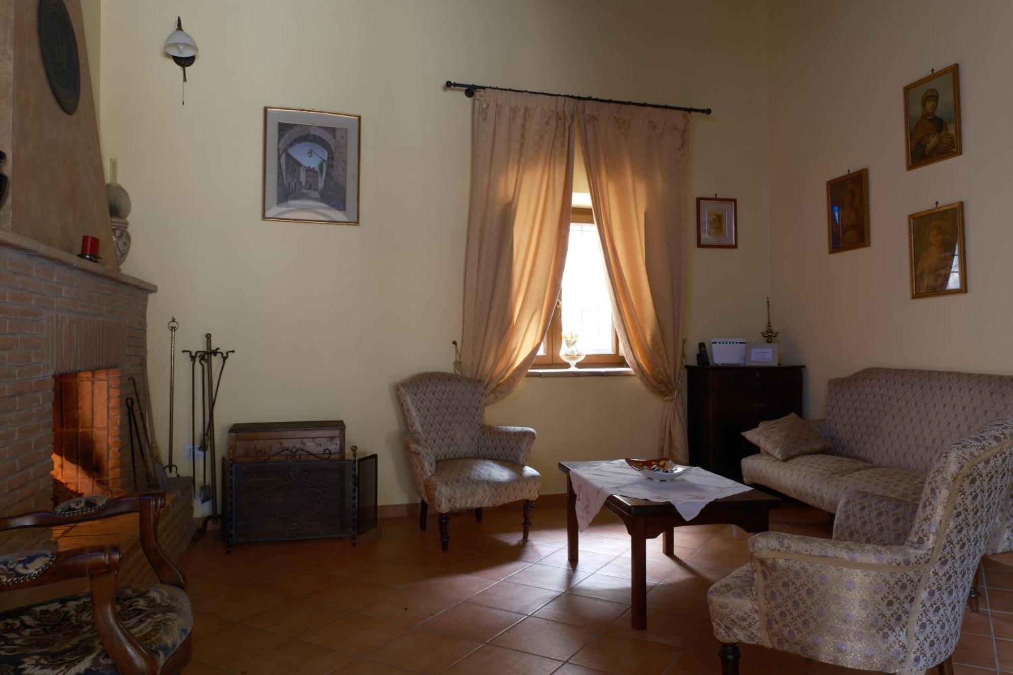 Conte Spencer Bed and Breakfast Caserta Vecchia Eksteriør billede