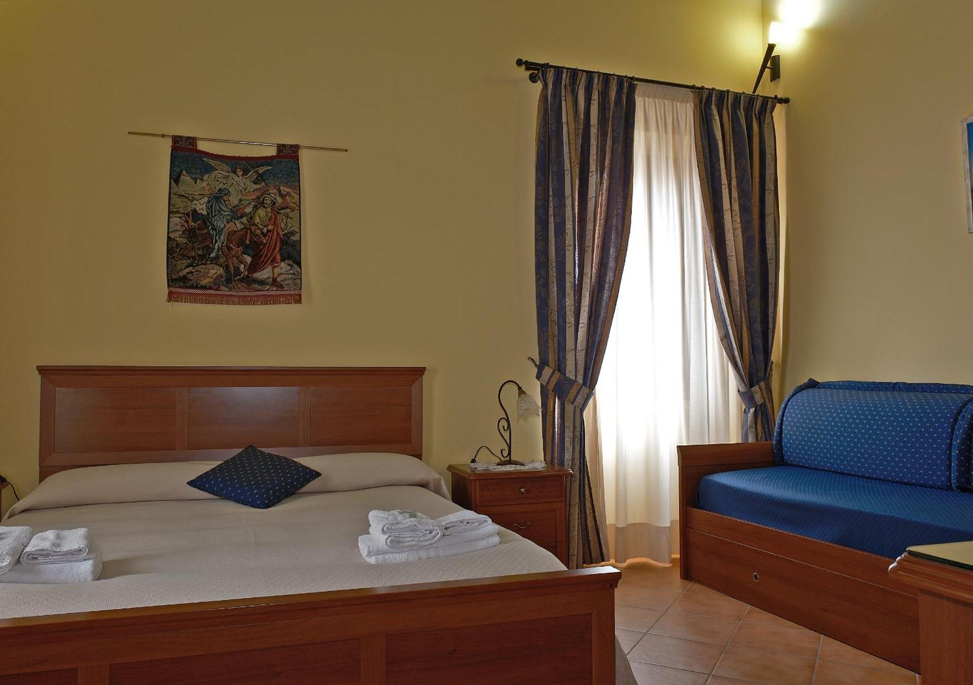 Conte Spencer Bed and Breakfast Caserta Vecchia Eksteriør billede