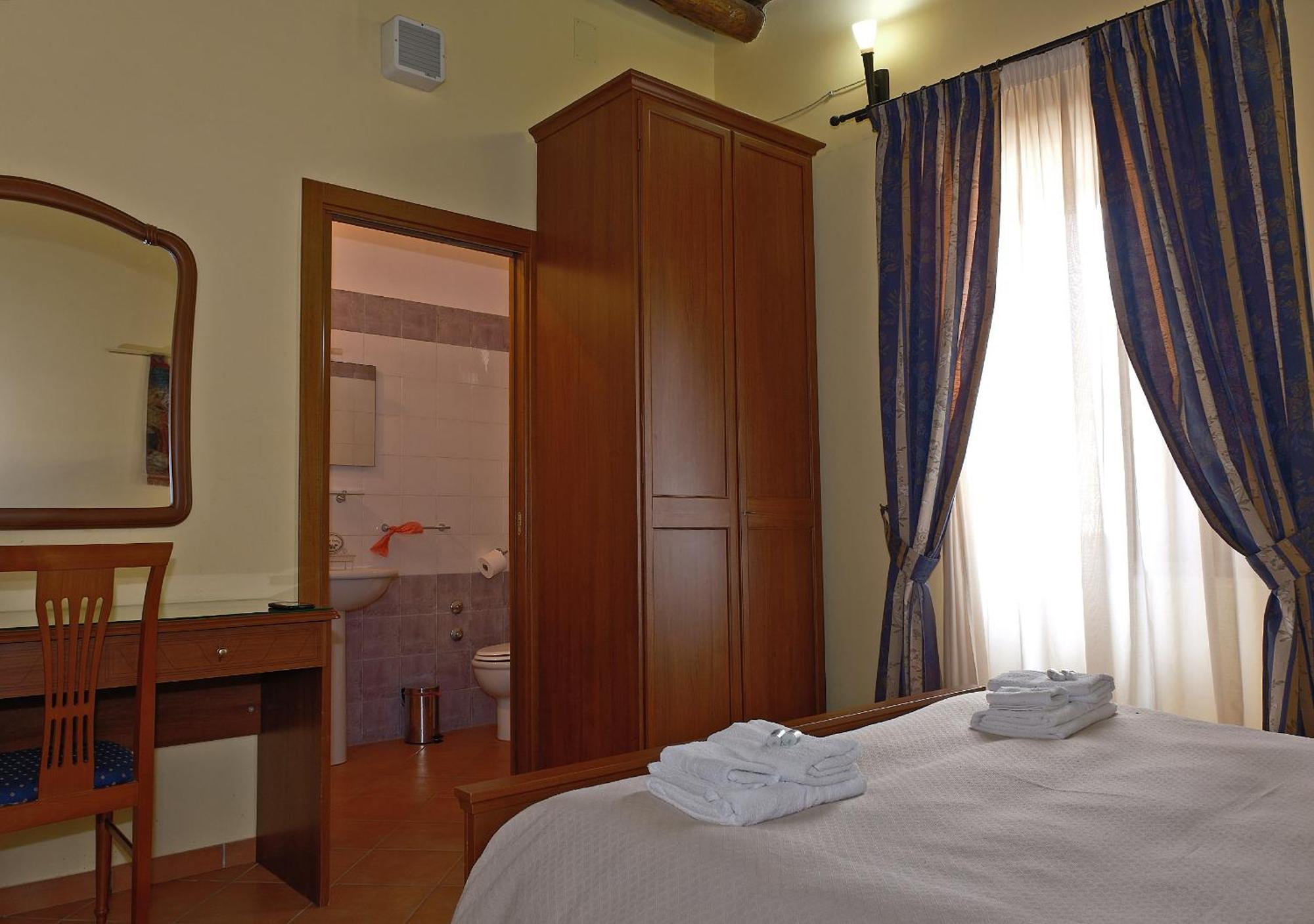 Conte Spencer Bed and Breakfast Caserta Vecchia Eksteriør billede